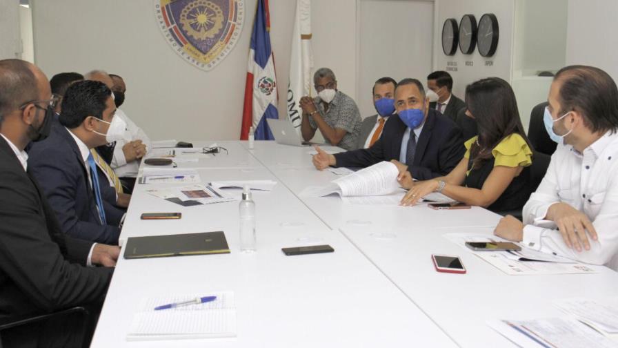 Indotel, Fedomu y la LMD unen esfuerzos para lograr la conectividad en todo el país Indotel, Fedomu y la LMD unen esfuerzos para lograr la conectividad en todo el país