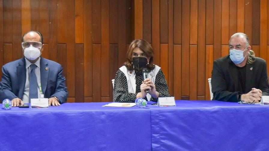 Salud Pública informa que alrededor de 26,435 personas han recibido vacuna contra COVID-19