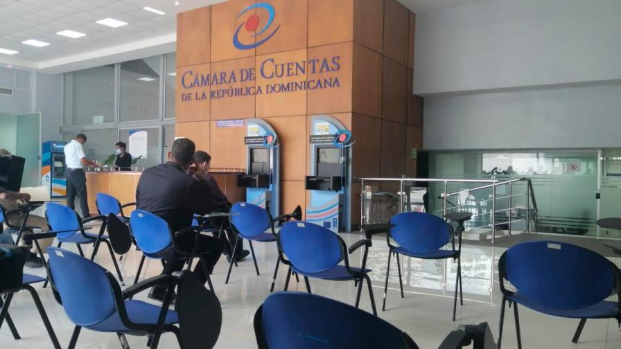 Pleno de la Cámara de Cuentas ofrece declaraciones tras allanamiento al organismo  