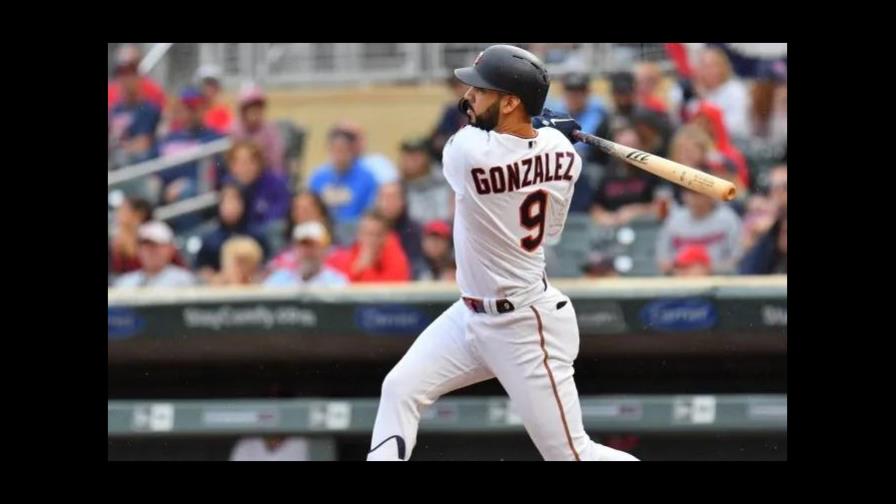 Medias Rojas firman por un año con Marwin González