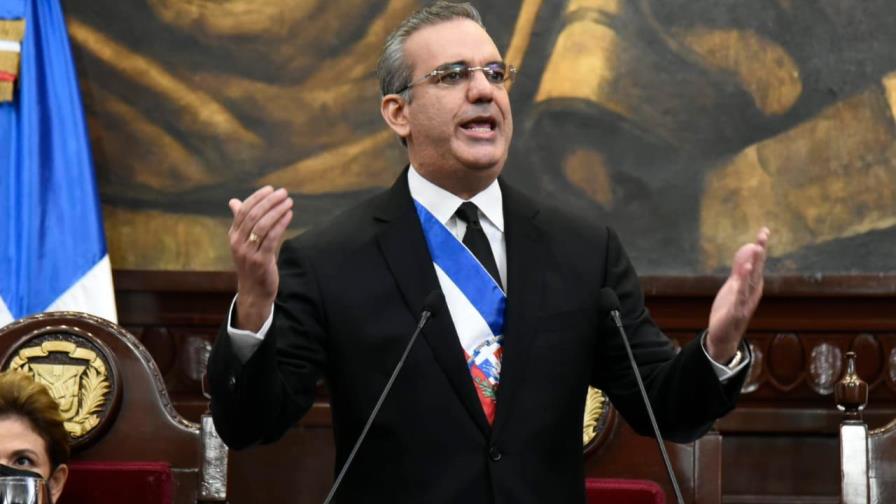 El 80 % de los dominicanos estará vacunado en junio, promete Luis Abinader El 80 % de los dominicanos estará vacunado en junio, promete Luis Abinader