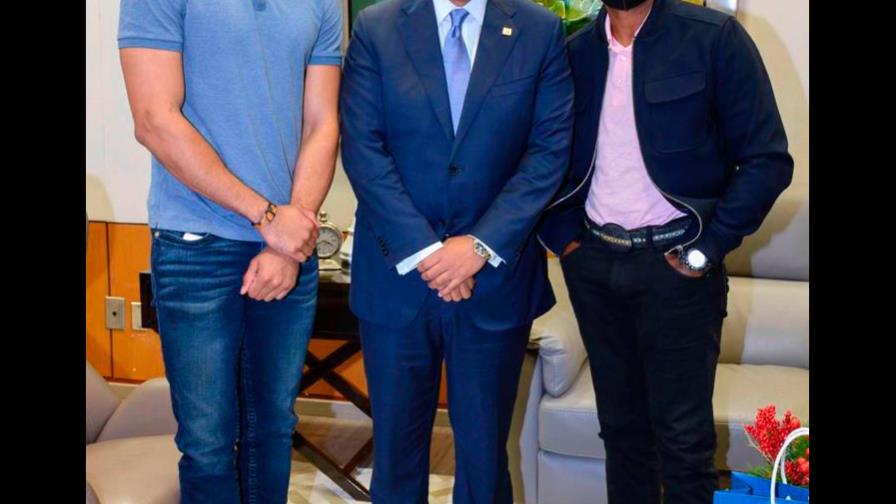 Banreservas y Tatis Jr., firman acuerdo Banreservas y Tatis Jr., firman acuerdo