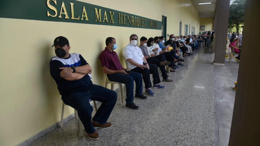 En la UNPHU se han aplicado 4,239 vacunas a docentes del MINERD y personas mayores de 70 años