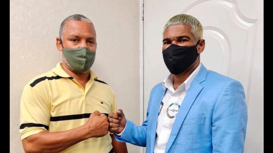 Omega y chofer de carro público al que amenazó con pistola, llegan a acuerdo Omega y chofer de carro público al que amenazó con pistola, llegan a acuerdo