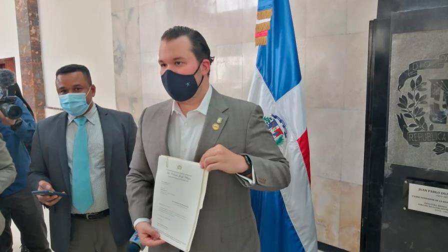 Orlando Jorge Villegas somete proyecto de ley para regular el teletrabajo en República Dominicana 