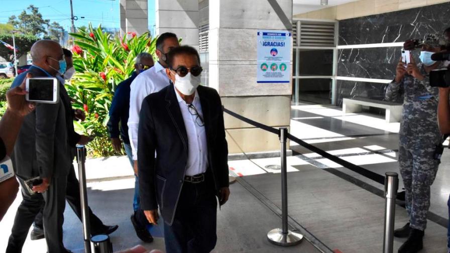 Diandino Peña desconoce motivos por los que fue citado ante Procuraduría 