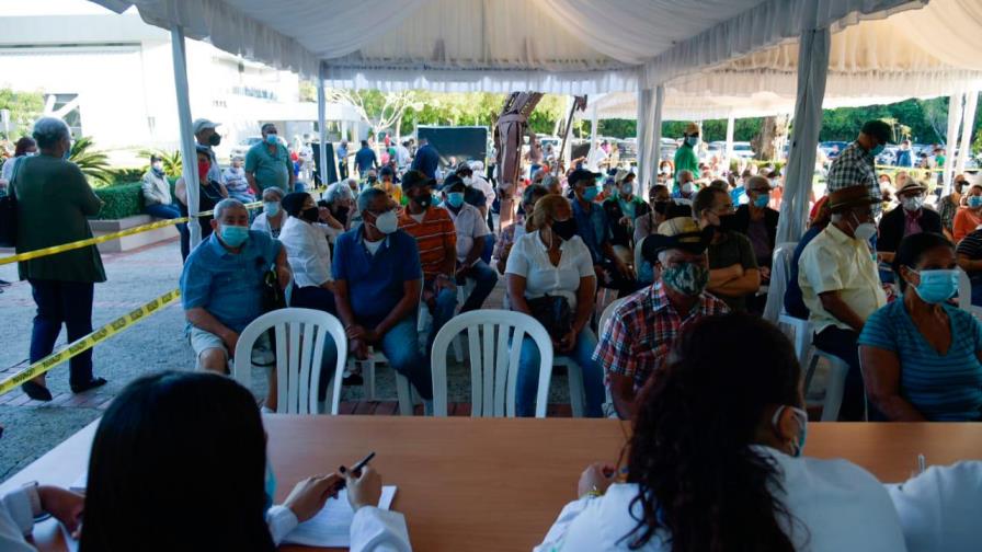 Así comienza el proceso de vacunación en la Unphu
