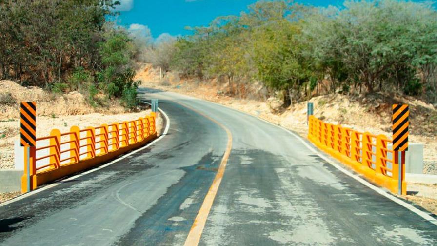 Obras Públicas inaugura puente con coste superior a RD$32 millones en Barahona