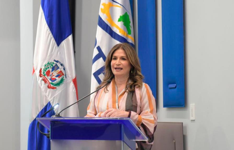 Empresaria Circe Almánzar cita desafíos para inclusión de género