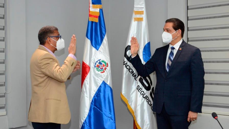 Juramentan al ministro de Salud Pública como vicepresidente del CNSS