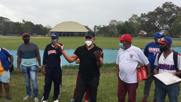 Comisionado de Béisbol de Pequeñas Ligas, explica sus planes