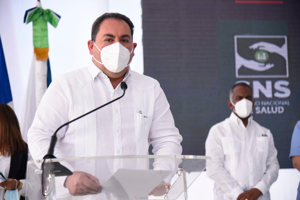 Mario Lama, director del Servicio Nacional de Salud.