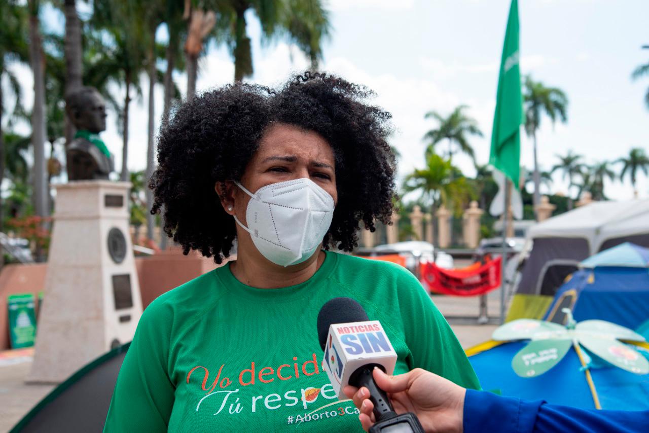  Zobeyda Cepeda, representante del Foro Feminista Magaly Pineda.