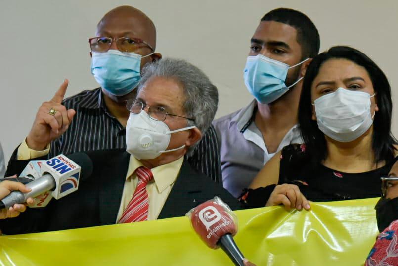 Waldo Ariel Suero ocupa Ministerio de Salud Pública y se declara en huelga de hambre