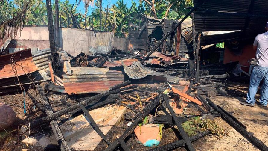 Muere niño de seis meses al quemarse una vivienda en Moca