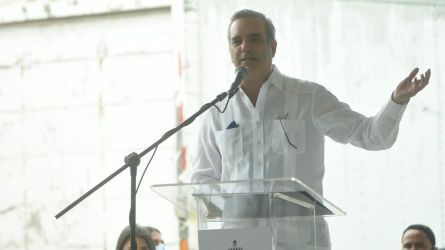 Presidente Abinader: “2021 será el año de vuelta a la normalidad”