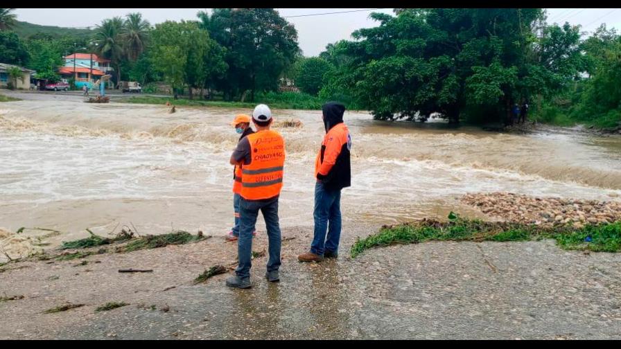 Lluvias desbordan ríos en provincias del Cibao