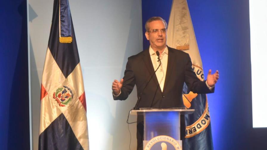 Presidente de la República pide a los perremeístas ayudarlo a construir un mejor país