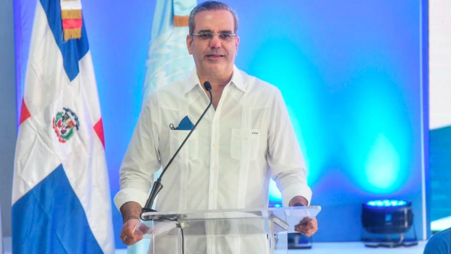 Abinader dice se ahorraron US$18 millones en compras de tabletas a través de Naciones Unidas 