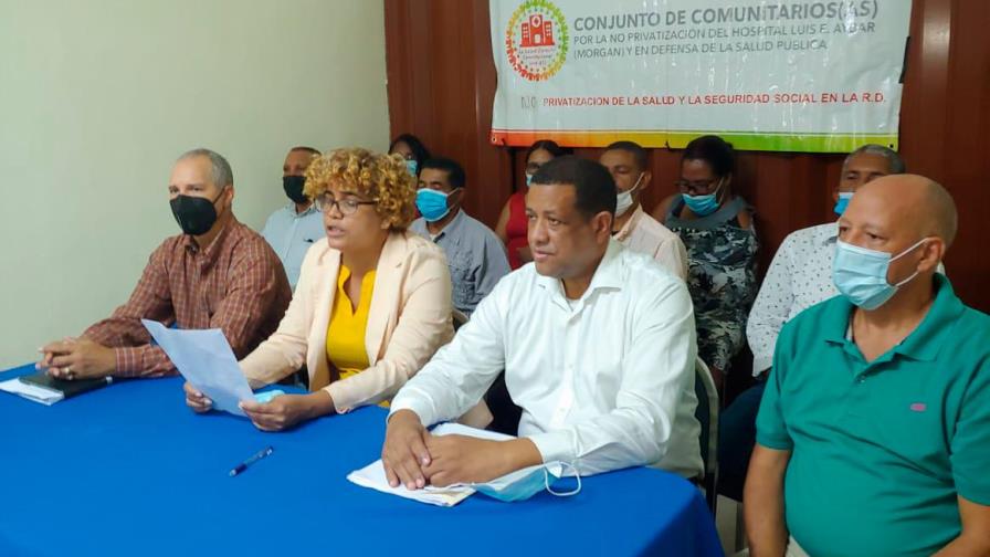 Organizaciones demandan apertura del hospital Luis Eduardo Aybar y que no lo privaticen