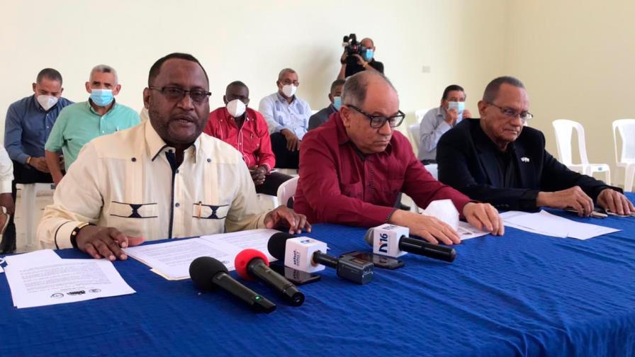 Centrales sindicales iniciarán lucha por aumento salarial 