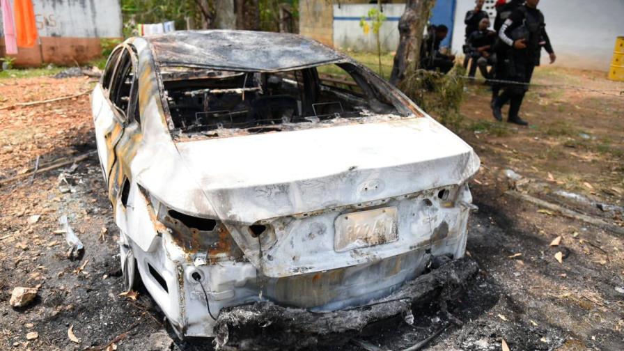 Tres meses de prisión preventiva contra hombre que incendió vehículo de agente de la Policía