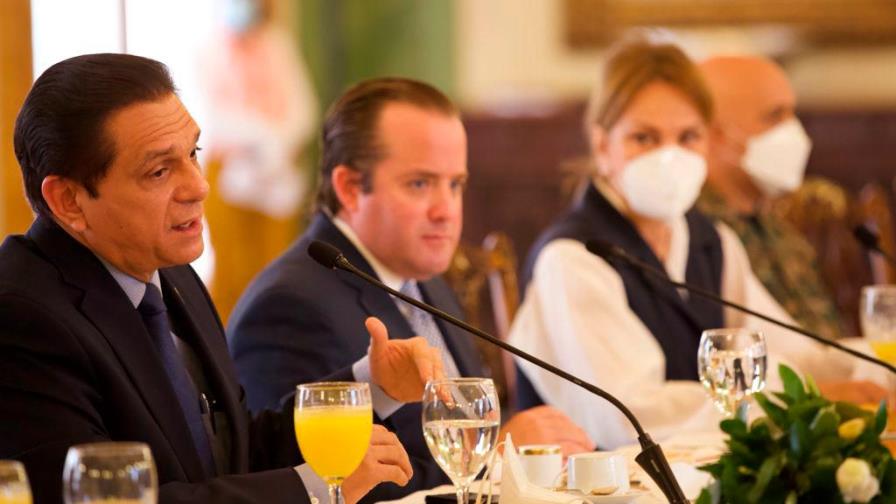 Gobierno busca regular mediante decreto distribución y venta de metanol