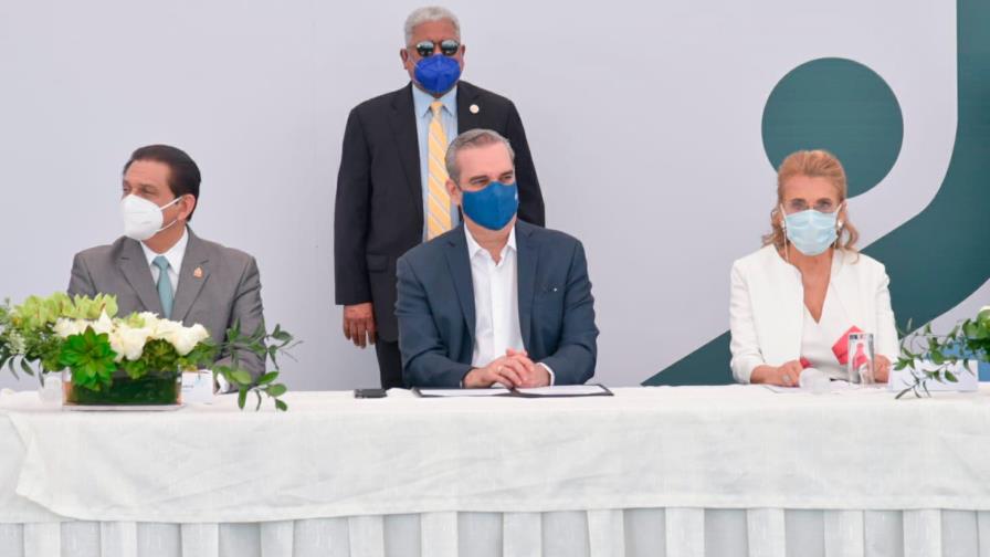 Luis Abinader inaugura Centro Médico de Diabetes, Obesidad y Especialidades