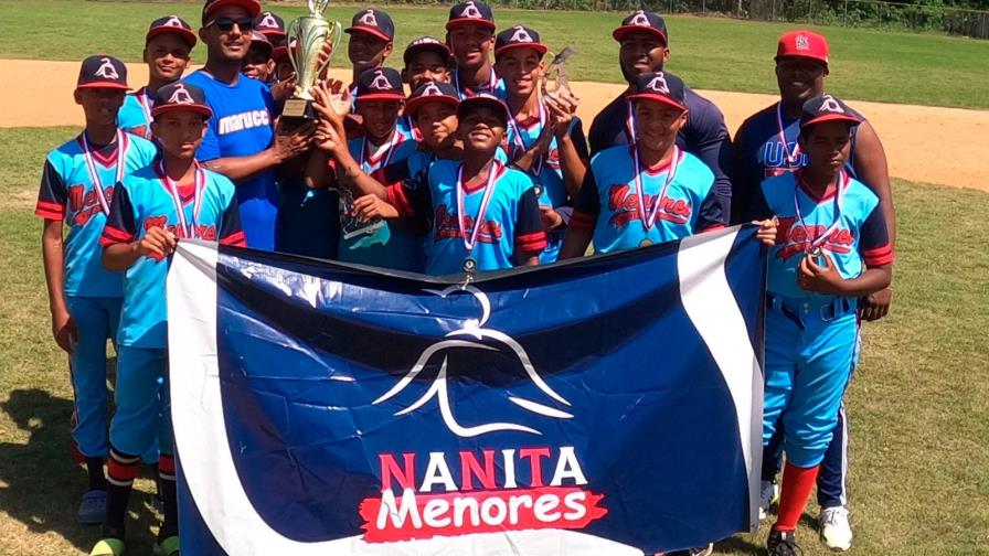 Nanita Menores gana torneo de béisbol sub-12