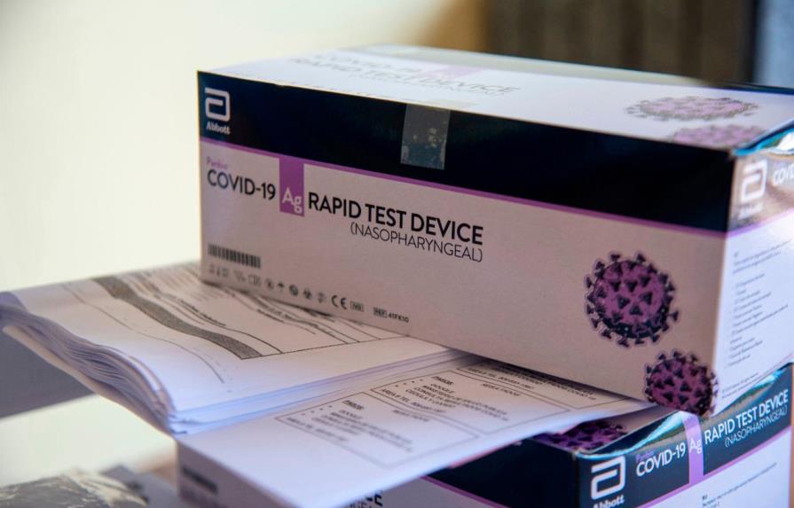 El país registra en abril la menor cantidad de PCR procesadas desde junio del 2020 