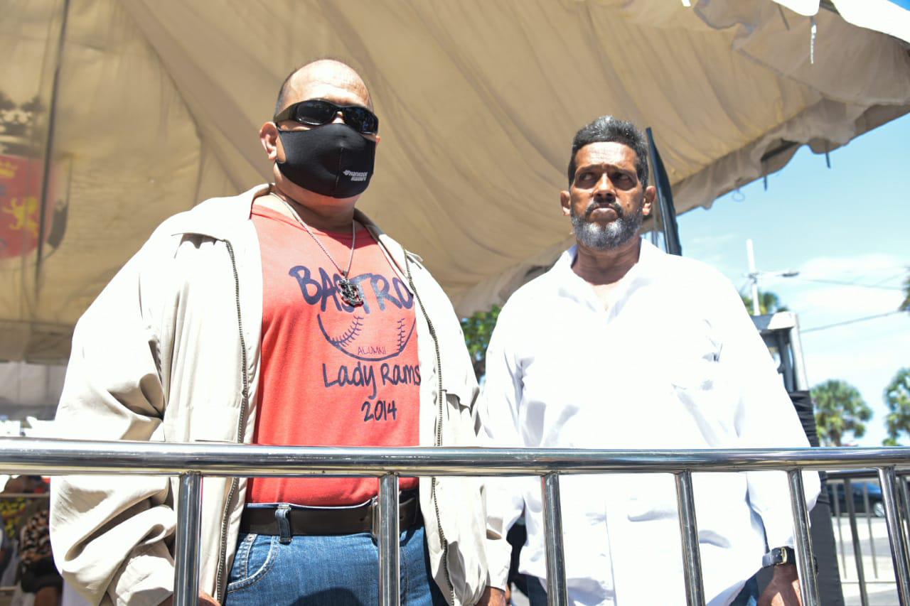 El Comandante Castro Uno y Dos, en el homenaje que se rinde a Jack Veneno. (DL/Dania Acevedo)