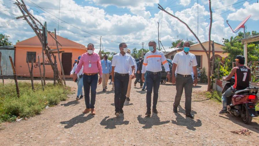 Edesur invierte RD$80.5 millones en la rehabilitación de redes y luminarias en San Juan