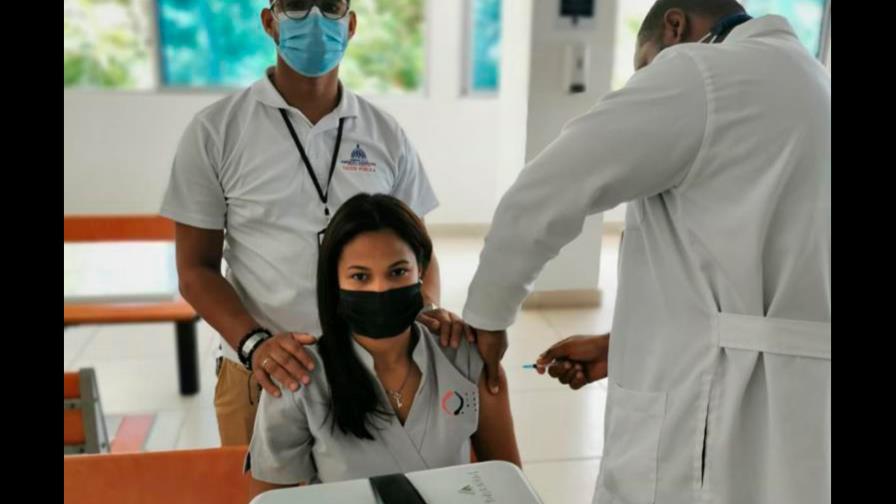 Lifestyle Holidays termina jornada de vacunación a sus 2,500 empleados