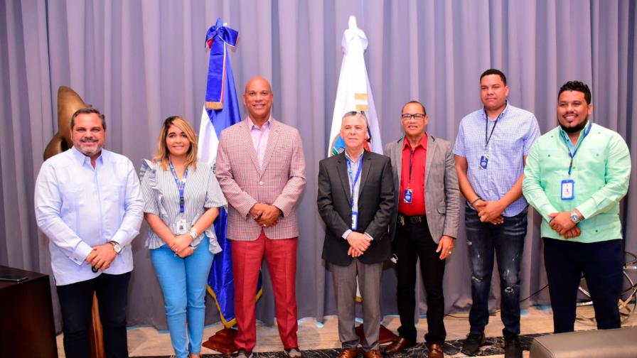 Moisés Alou y Junior Noboa respaldan construcción de estadio de grandes ligas en Santo Domingo Este 