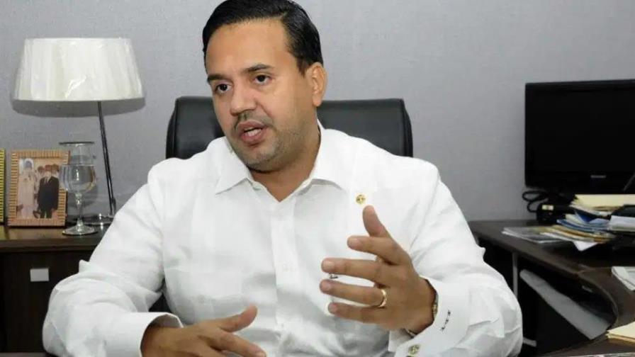 Torneo de softbol por Día de la Madre, dedicado a viceministro de Deportes