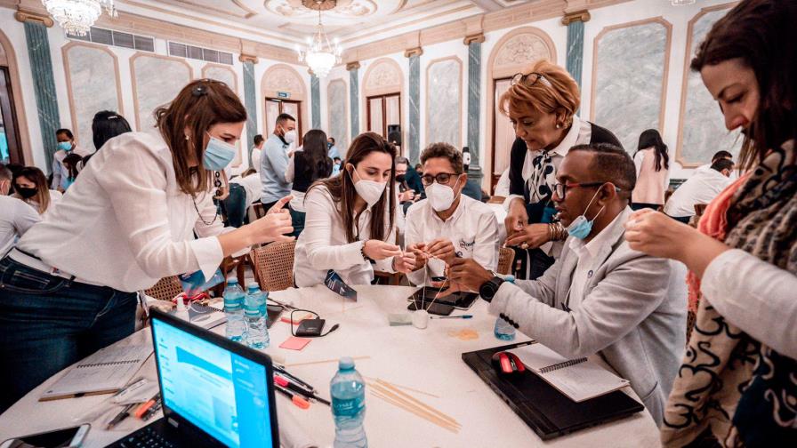 Ministerio Administrativo de la Presidencia desarrolla maratón de Innovación Gubernamental