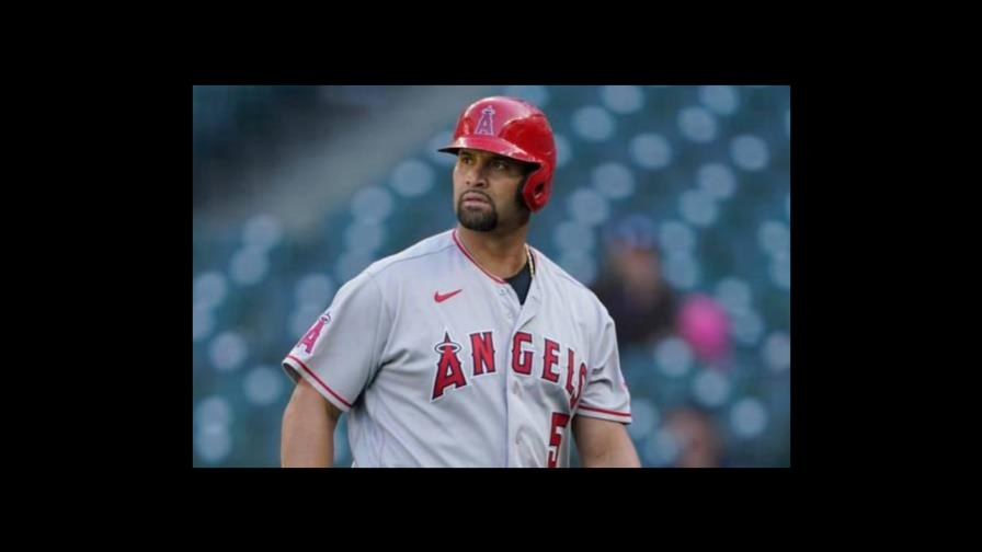 Pujols firma con los Dodgers; se queda en Los Ángeles y regresa a la Liga Nacional