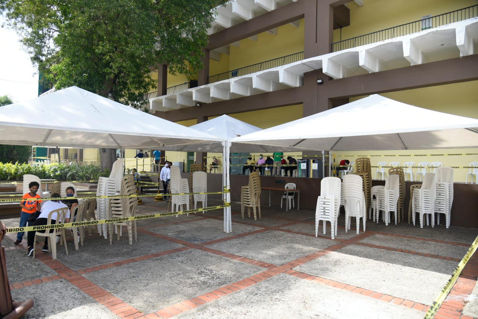 Centro de vacunación Unphu.