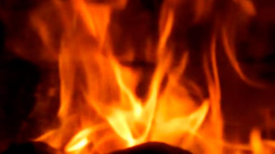 Dos viviendas y varios establecimientos comerciales afectados por incendios en Moca y Sosúa