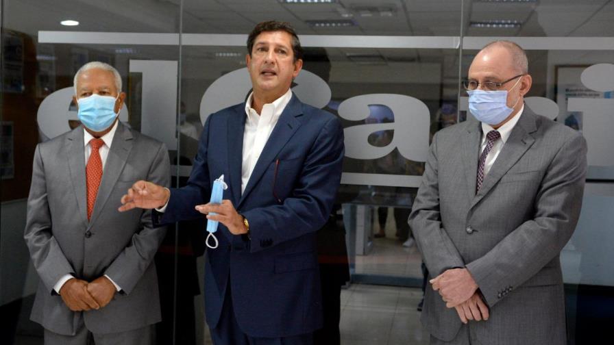 Periodista Osvaldo Santana se retira de la dirección del periódico El Caribe