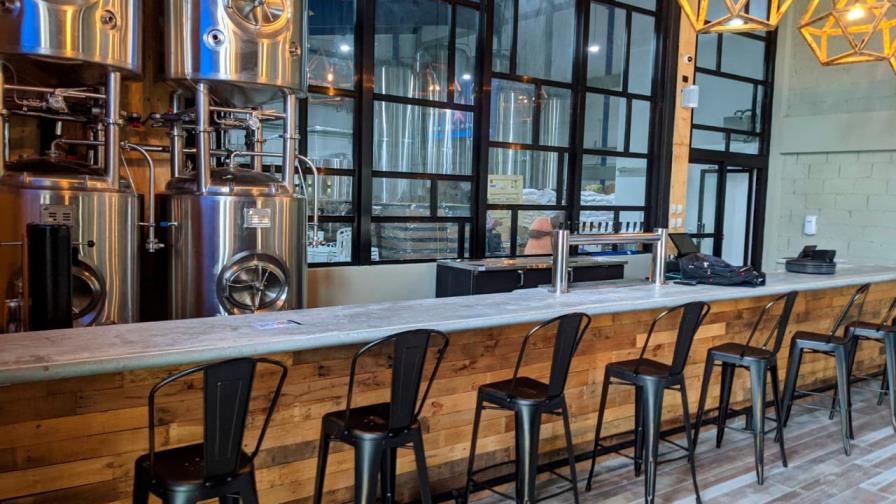 Nueva fábrica de cervezas inicia sus operaciones en el este del país