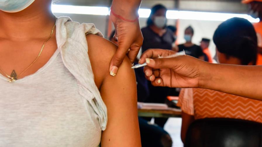 Gobierno realiza desde hoy jornada especial de vacunación para mitigar rebrote del COVID-19 