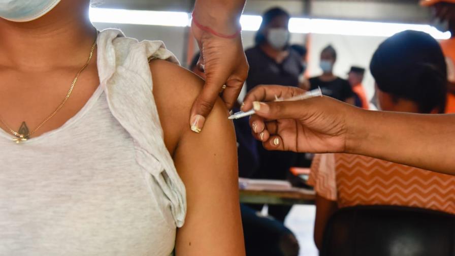 Horario especial de centros de vacunación por el feriado de Corpus Christi 