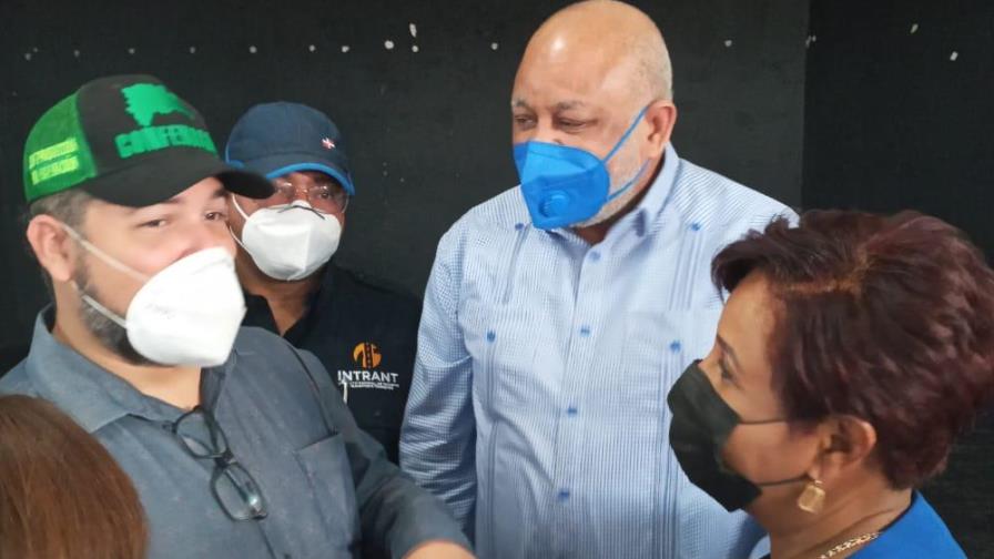 Director de la UESP pide a la población participar en jornada de vacunación en Boca Chica Director de la UESP pide a la población participar en jornada de vacunación en Boca Chica