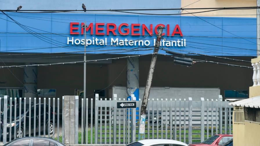 La Ciudad Sanitaria se auxilia de un furgón para conservar cuerpos de fallecidos por COVID-19 La Ciudad Sanitaria se auxilia de un furgón para conservar cuerpos de fallecidos por COVID-19