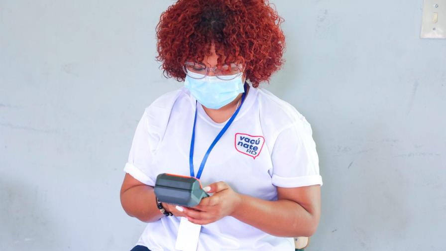 Presidente Abinader visita este domingo centros de vacunación de San Cristóbal y SDO