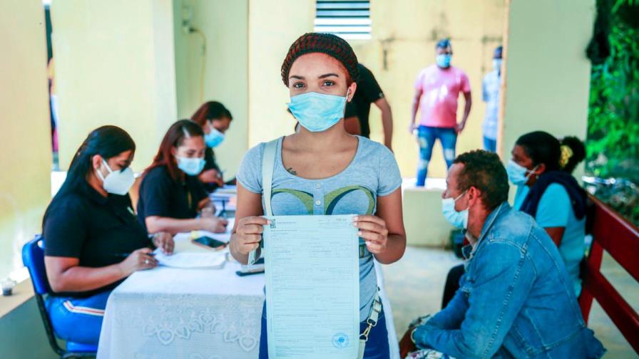 JCE realiza operativo de declaración tardía de nacimiento en Santo Domingo Norte