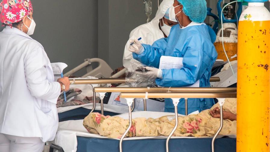 Casos activos de COVID-19 siguen en aumento; reportan siete muertes y 998 nuevos contagios 