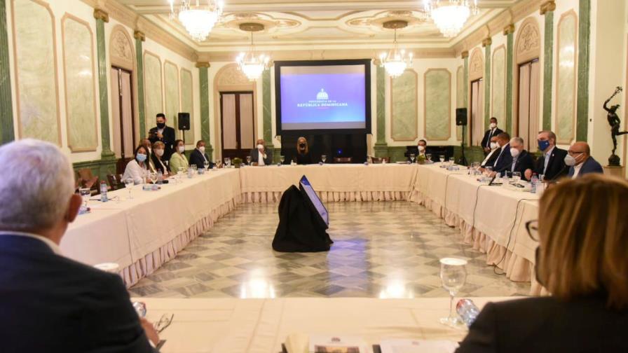 Abinader busca que se agilice la aprobación de varios proyectos de la agenda legislativa Abinader busca que se agilice la aprobación de varios proyectos de la agenda legislativa