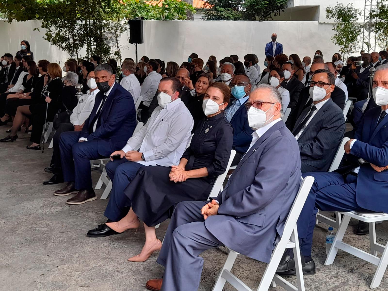 Miembros de la dirección ejecutiva del PRM. 